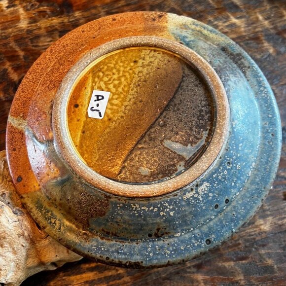 Rustic Vintage Studio Pottery Plate 8.5 - Picture 2 of 6